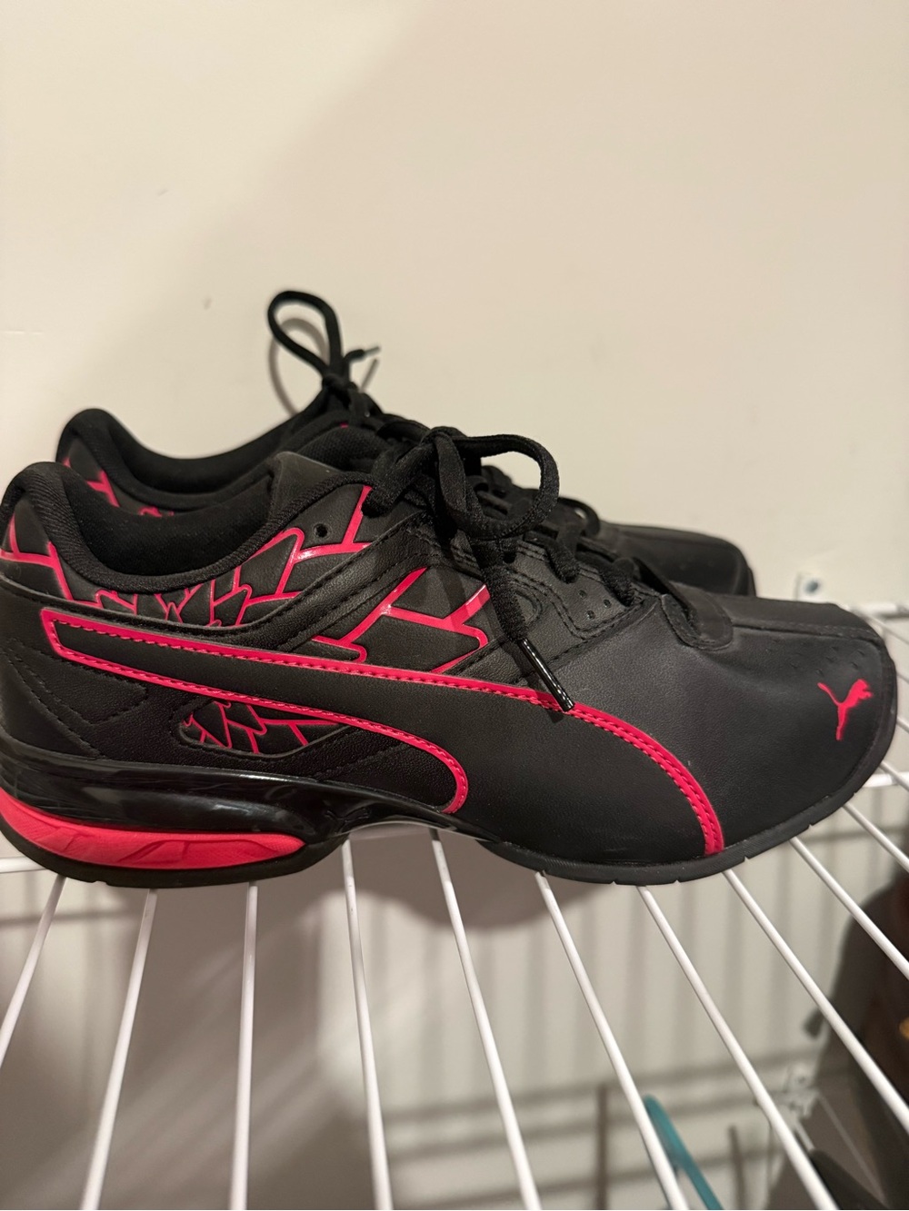 Puma Womens Black and Pink Athletic Sneakers
